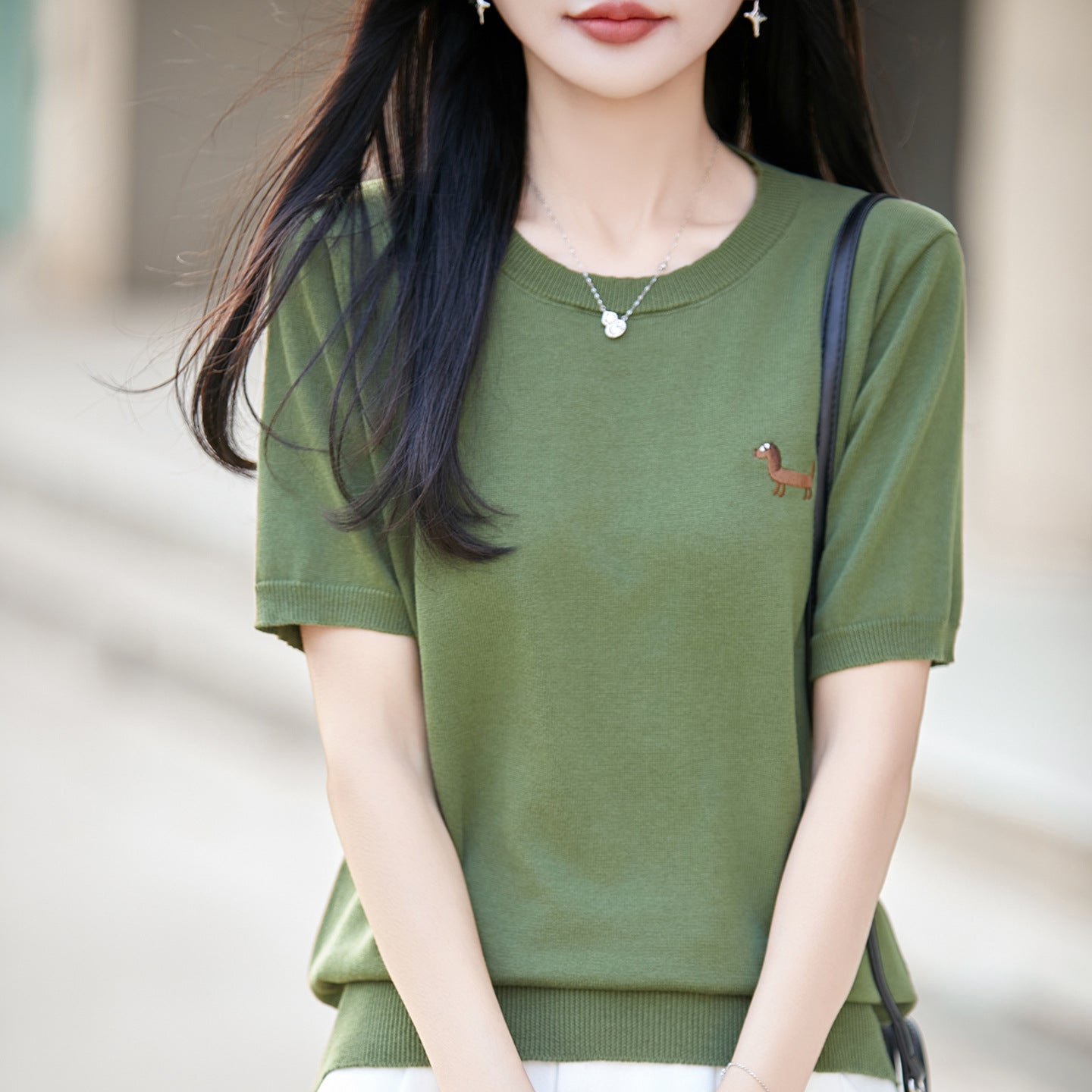 Short-sleeve Embroidered Puppy Loose-fit Pullover Bottoming T-shirt