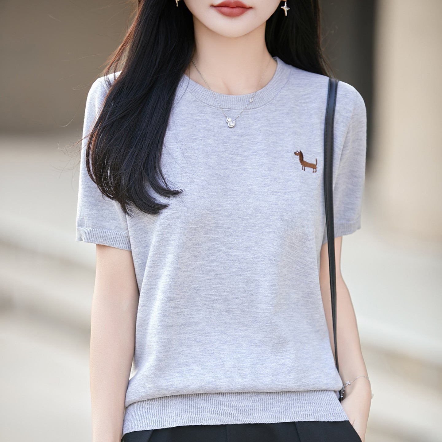 Short-sleeve Embroidered Puppy Loose-fit Pullover Bottoming T-shirt